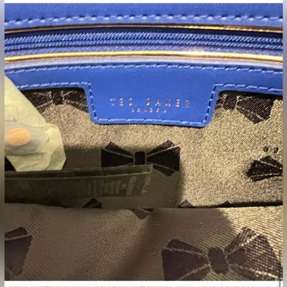 Ted Baker Parson blue UNLINED SOFT LEATHER‎ crossbody BAG brand new - Picture 8 of 16